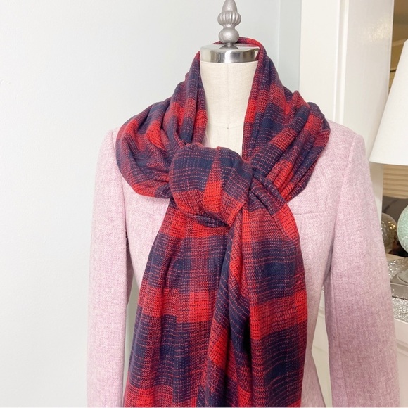 Banana Republic Navy Blue & Red Plaid Fringe Scarf - Picture 4 of 10